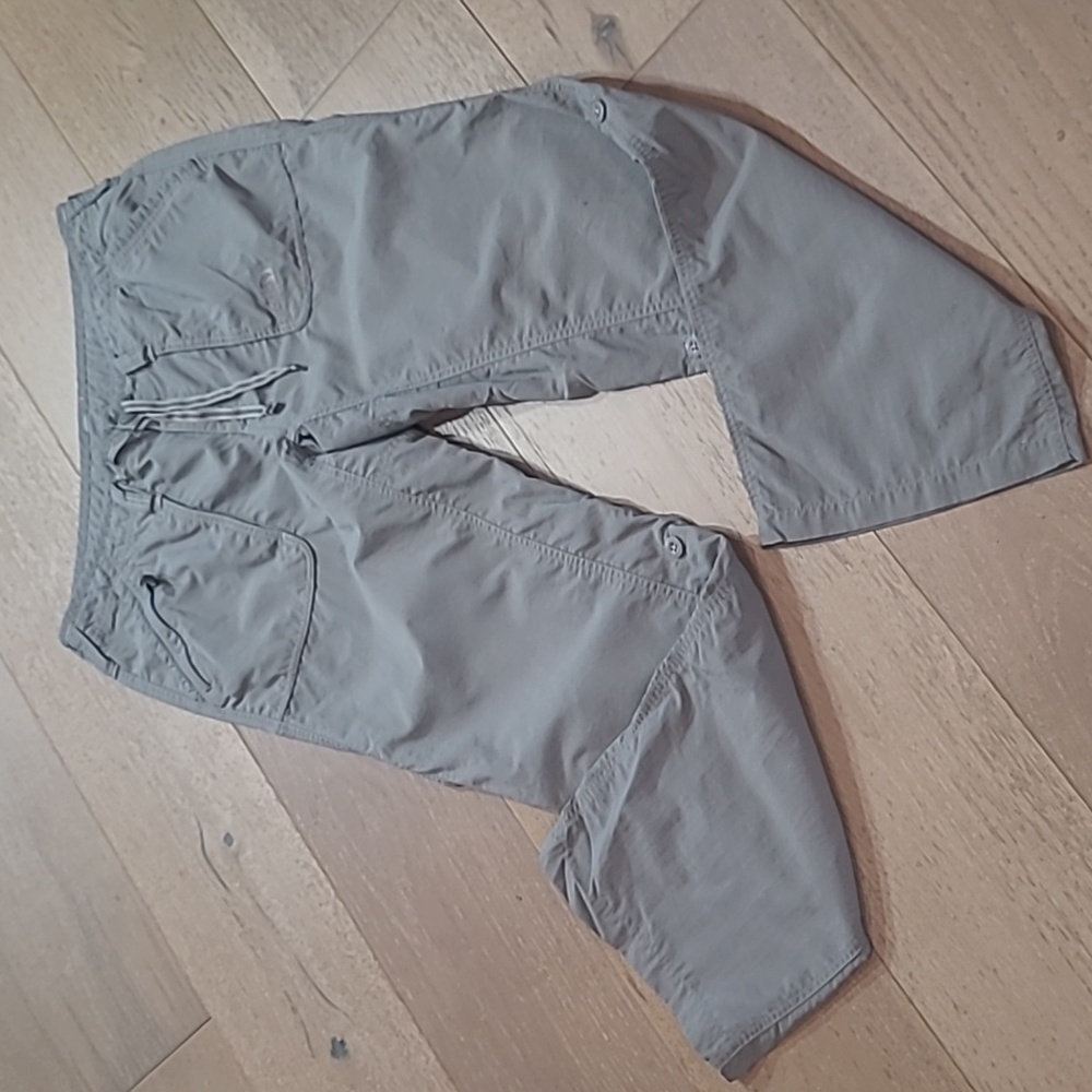 The North Face Pants Women's sz 14S Grey Hiking/Outdoors/Active Cargo Pants
